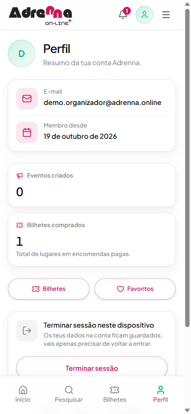 Perfil com e-mail, data de registo e atalhos